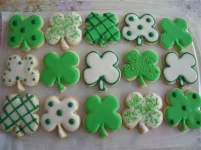 green cookies.webp